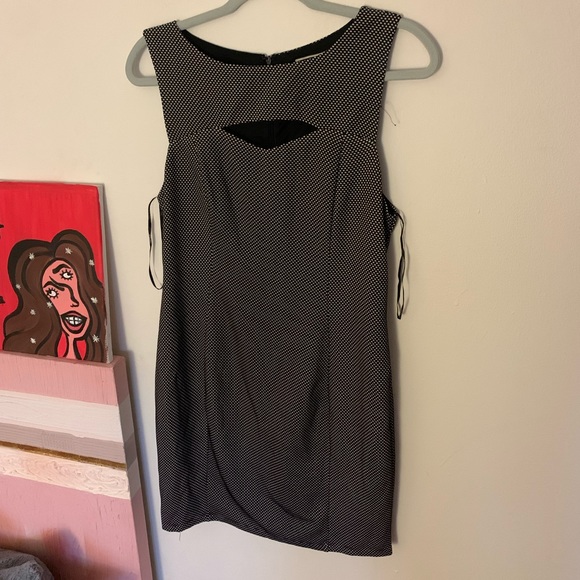 Black and white polka dotted formal dress - Picture 1 of 2